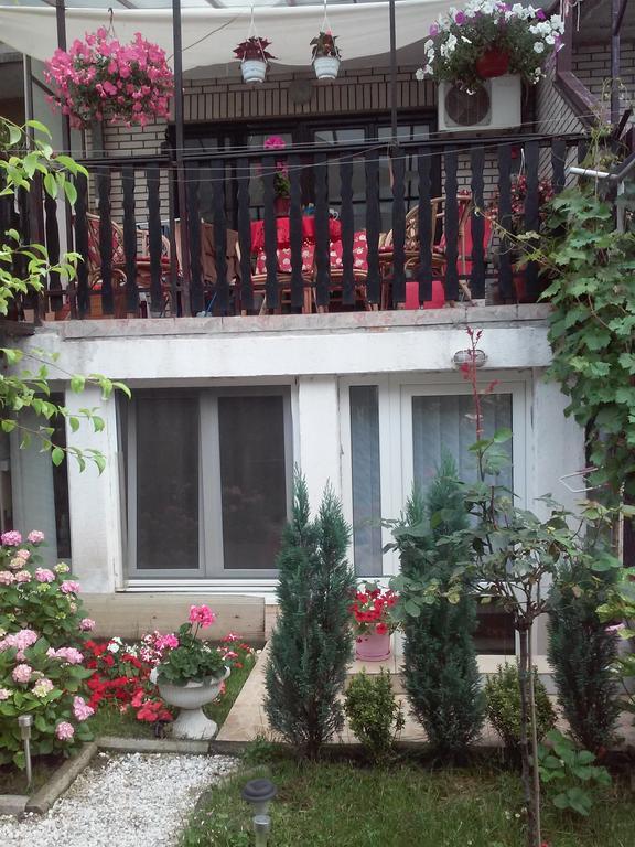 Apartment A&D Pancevo Exterior photo